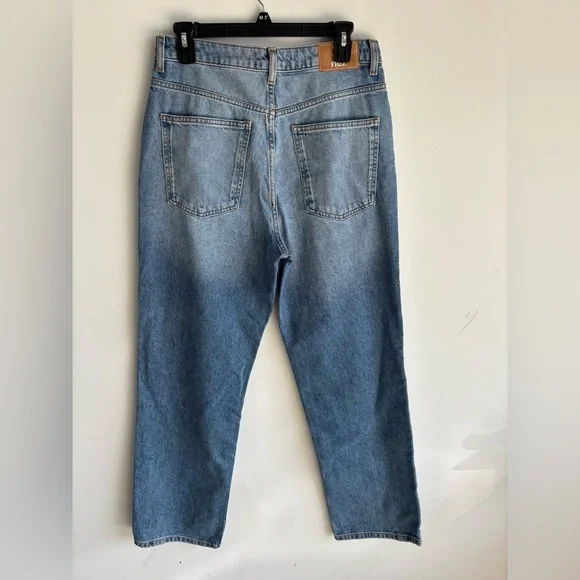 NWOT We The Free Final Countdown Low Rise Cuffed Boyfriend Jeans size 30 - Picture 4 of 6